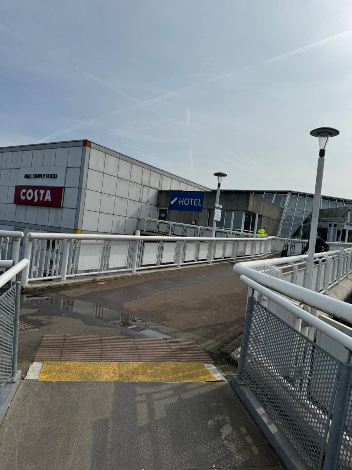 Thurrock Hotel M25 Services Aveley Luaran gambar